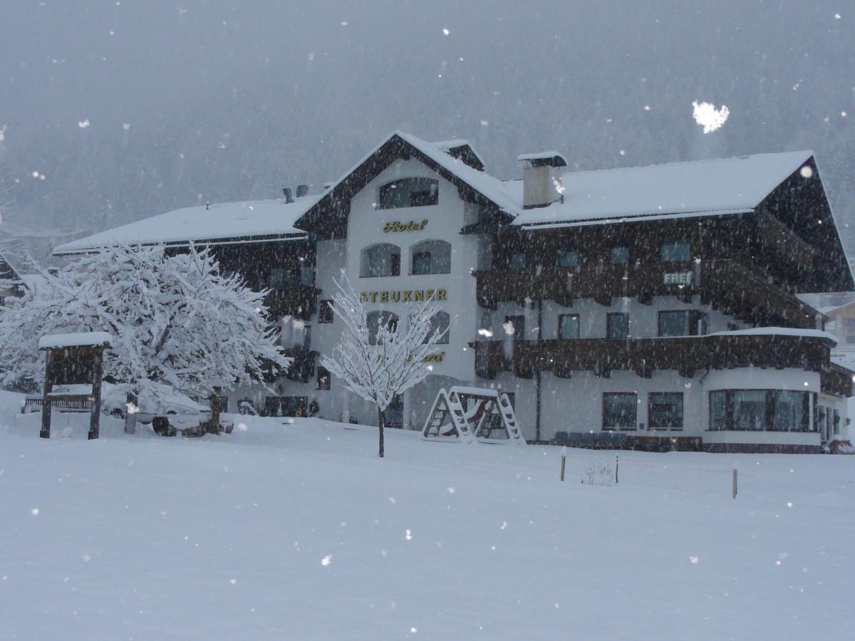 Hotel Steuxner Neustift im Stubaital Bagian luar foto